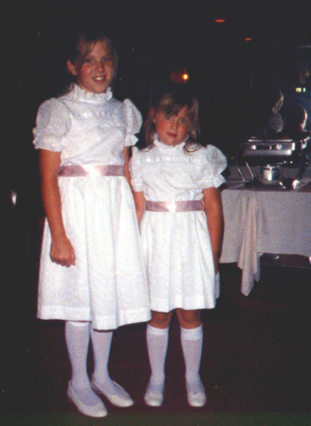 2002/10(Oct)/03(Heather-Child)/1024x768_1982-Heather-Moms-Wedding - 23.JPG